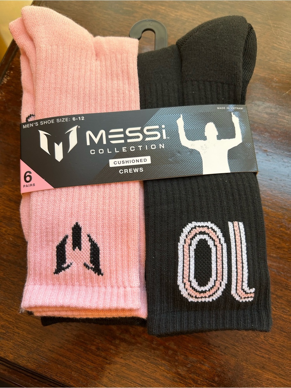 Men’s Messi Collection Cushion Crews - Pink White Gray & Black Socks 6 Pairs NWT